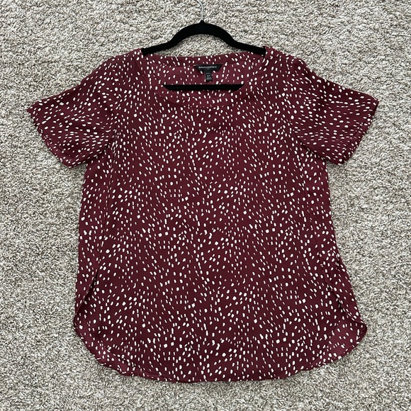 Banana Republic maroon loose fit flowy blouse - Picture 4 of 8